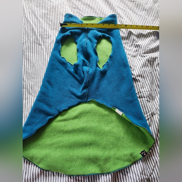 Reversable Dog Sweater - Picture 8 of 9